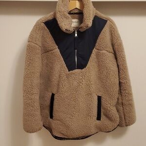 Abercrombie & Fitch light brown teddy half zip pullover sweater. Cozy. Size L.